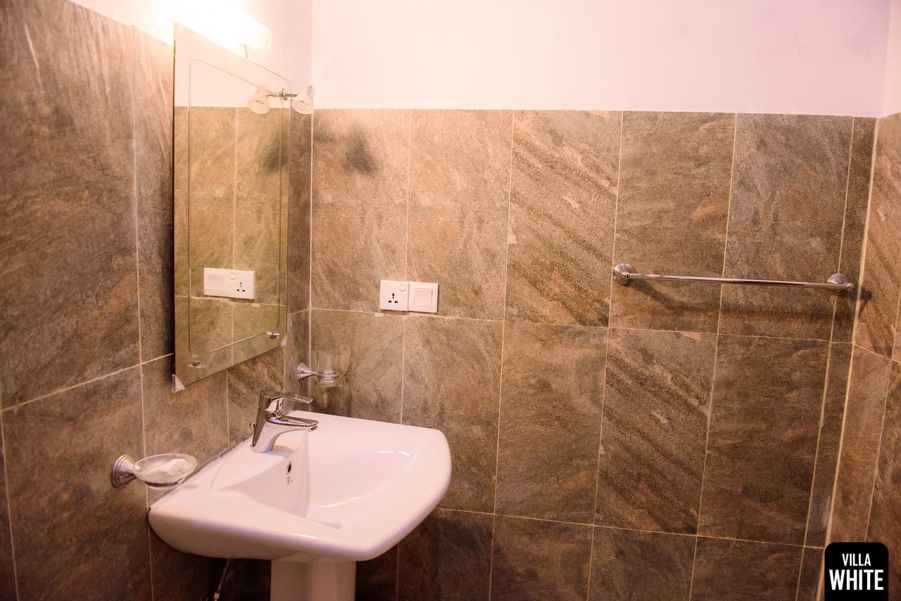 Villa White Hikkaduwa Kültér fotó