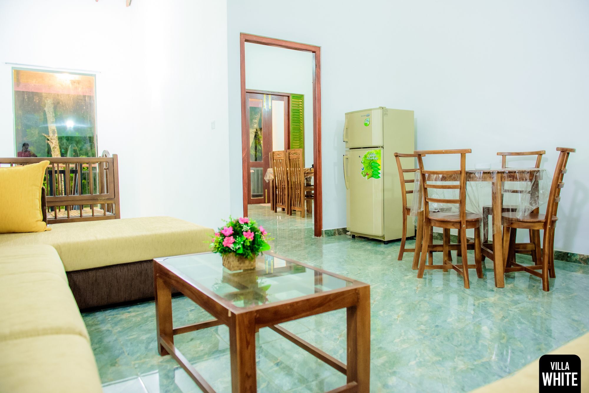 Villa White Hikkaduwa Kültér fotó